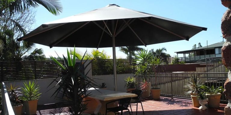 Brisbane Shade & Sails | Outdoor Giant Umbrellas