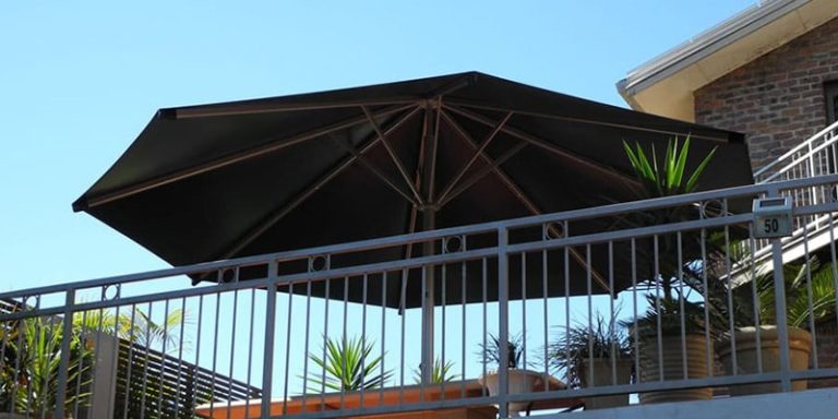 Brisbane Shade & Sails | Outdoor Giant Umbrellas