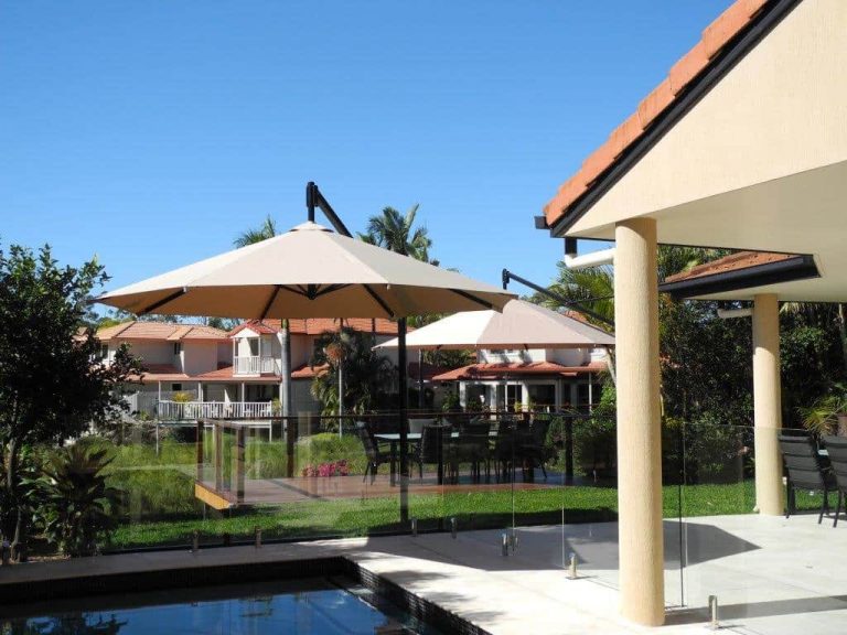 Brisbane Giant Umbrellas | Brisbane Shade & Sails